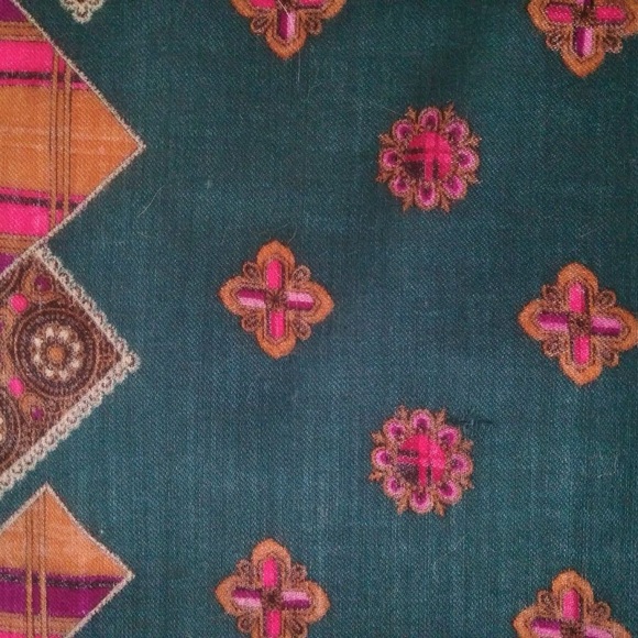 Oscar De La Renta vintage wool scarf - Picture 2 of 9